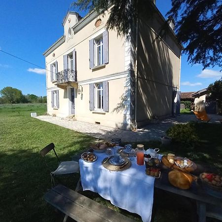 L' Embellie Sur Lot Sainte-Livrade-sur-Lot Exterior foto